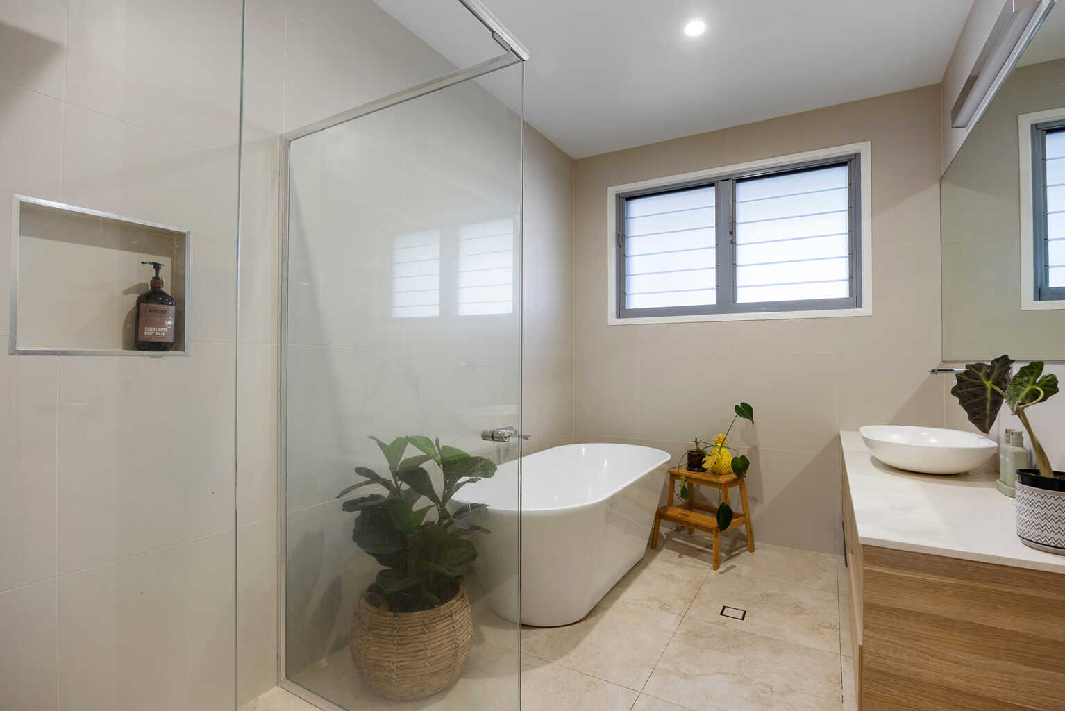 18 Belle Mare Avenue Yaroomba 18 Belle Mare Avenue Yaroomba