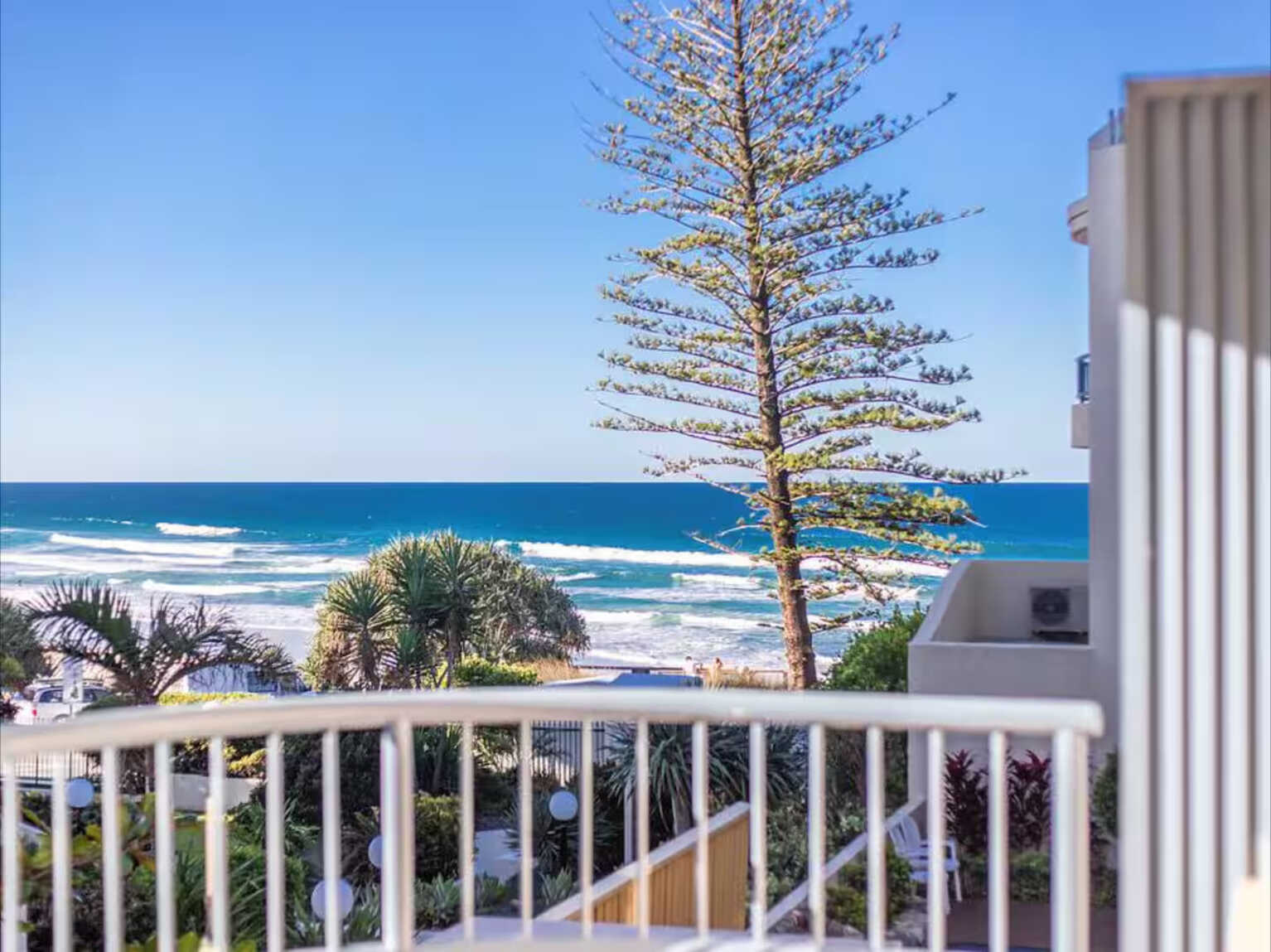 12/1768 David Low Way Coolum Beach
