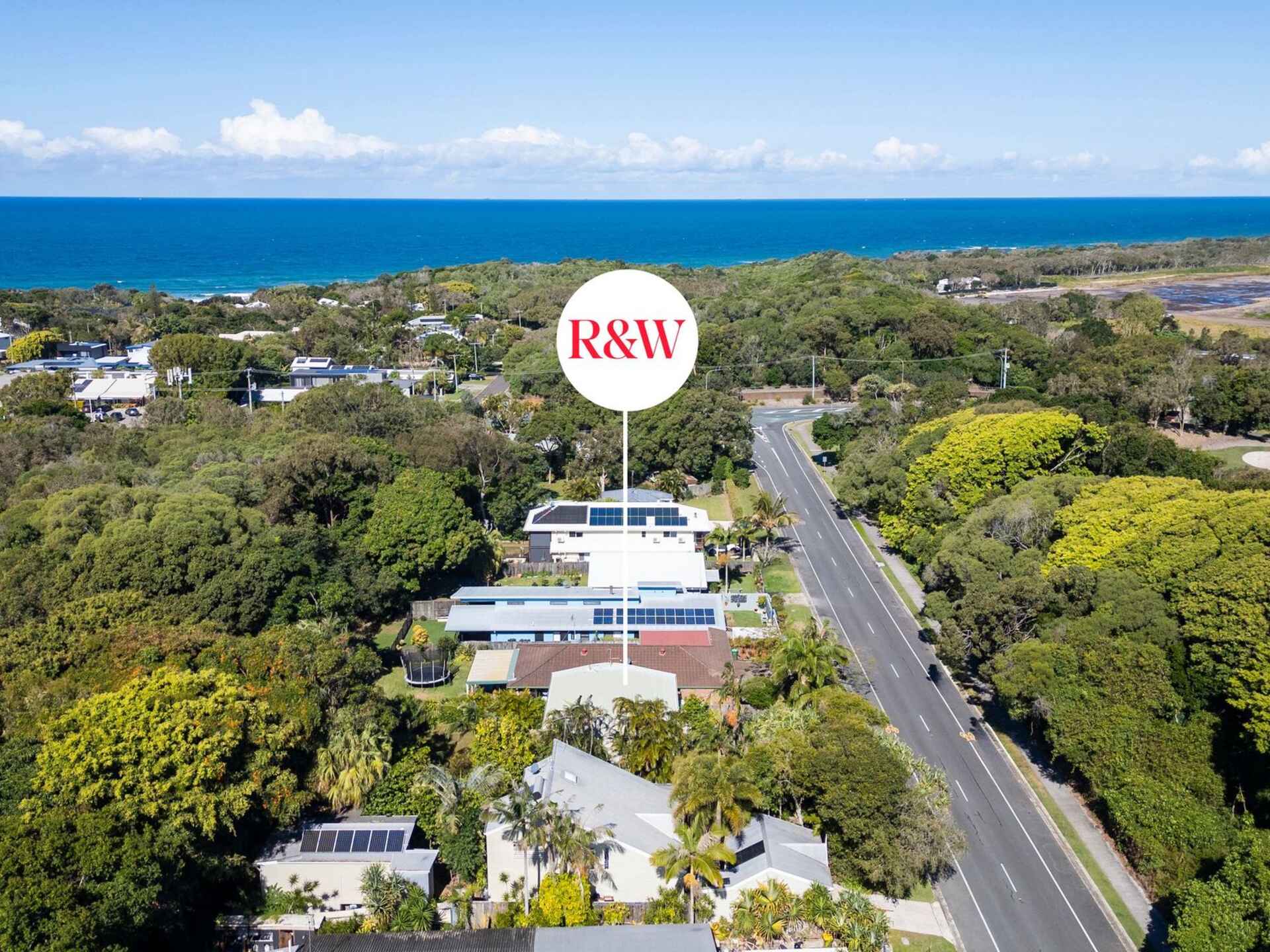 18 Warran Road Yaroomba