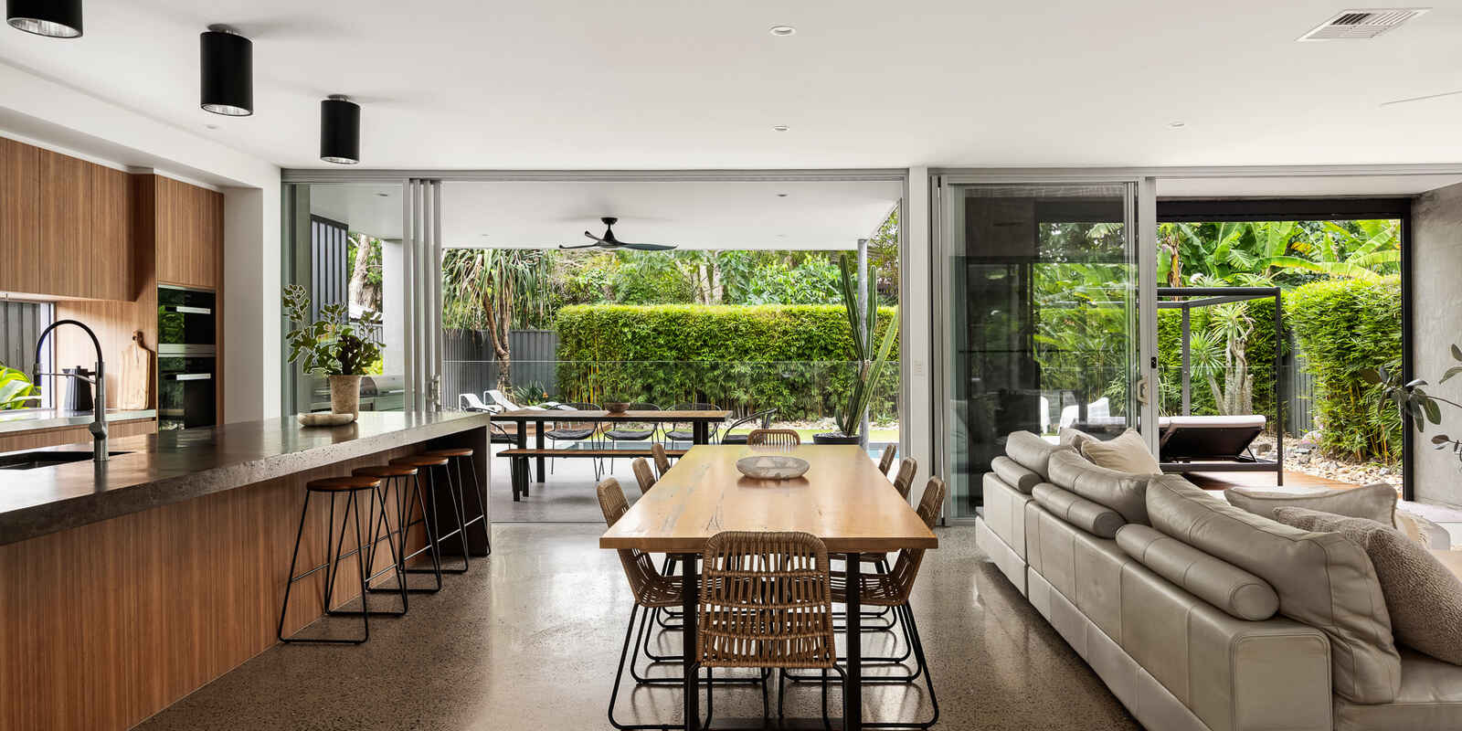 3 Warragah Parade Yaroomba