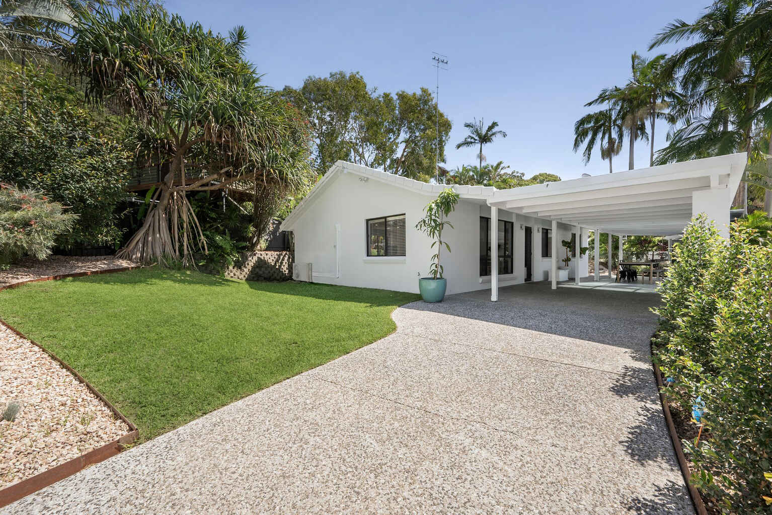 6 Camille Court Mount Coolum 6 Camille Court Mount Coolum