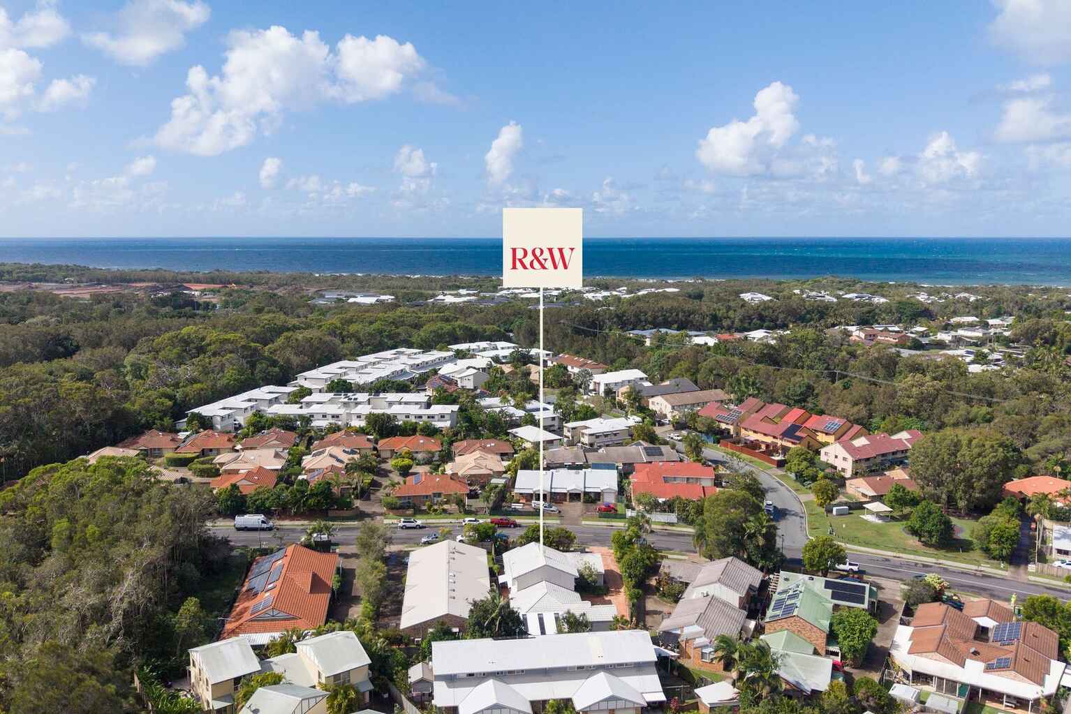 1/33 Jarnahill Drive Mount Coolum