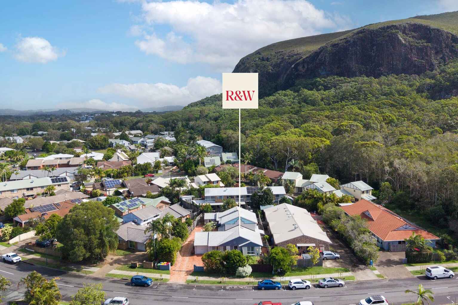 1/33 Jarnahill Drive Mount Coolum