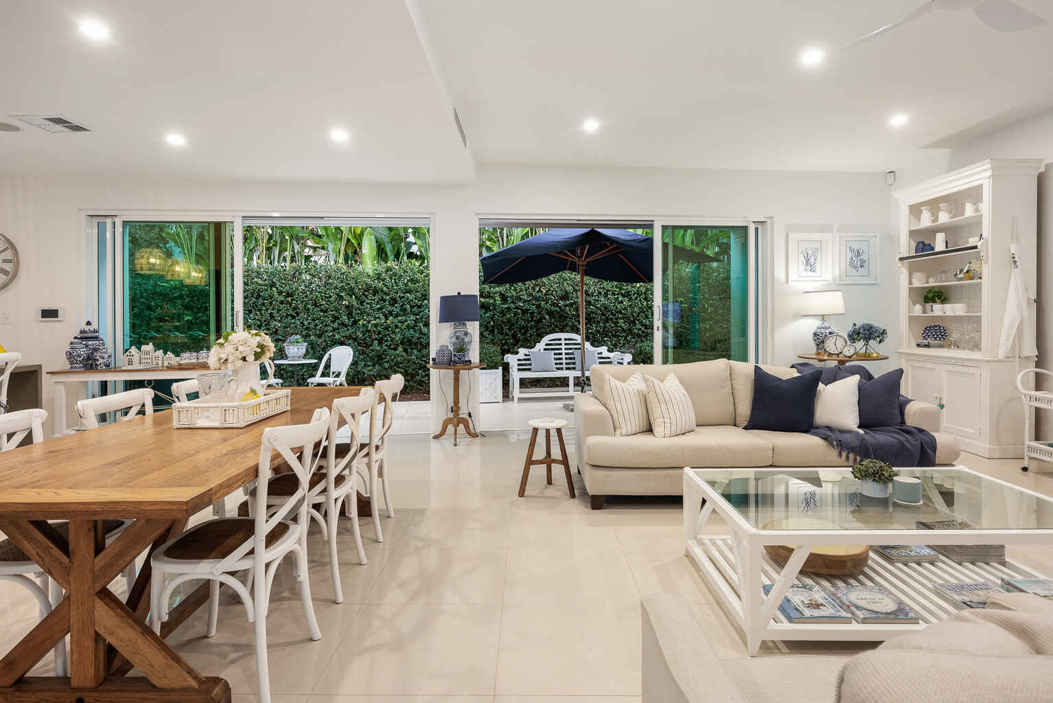 10 Sunset Beach Avenue Yaroomba 10 Sunset Beach Avenue Yaroomba