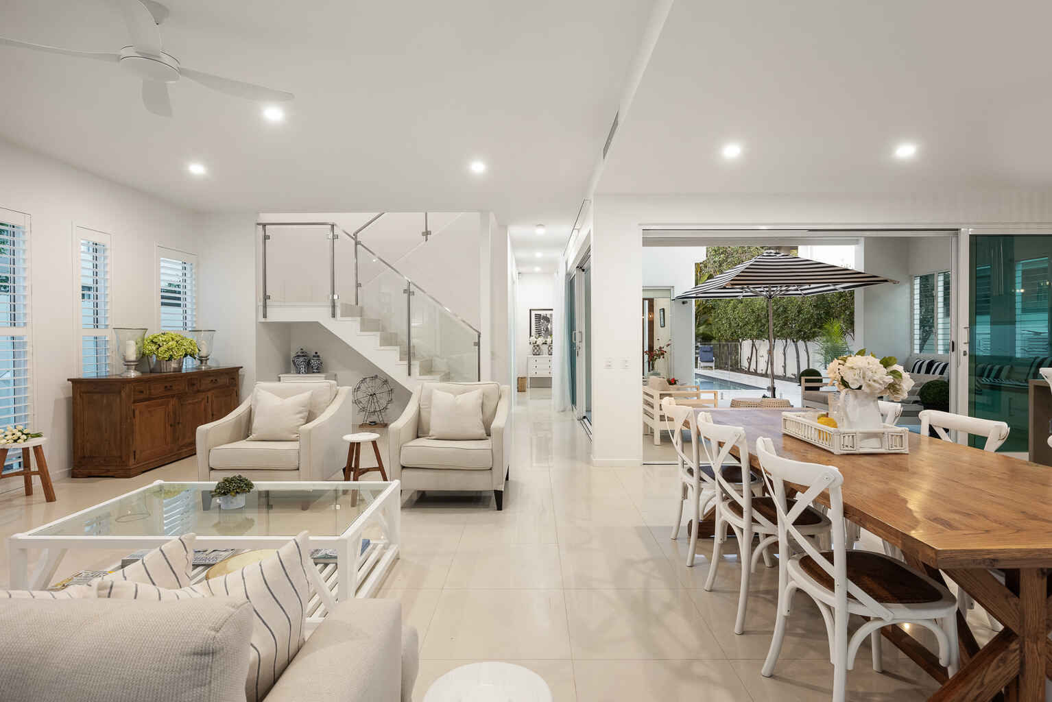 10 Sunset Beach Avenue Yaroomba 10 Sunset Beach Avenue Yaroomba