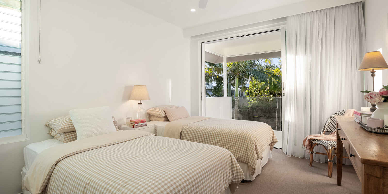 10 Sunset Beach Avenue Yaroomba 10 Sunset Beach Avenue Yaroomba