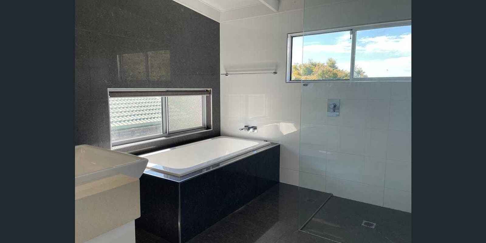8 Marakari Crescent Mount Coolum