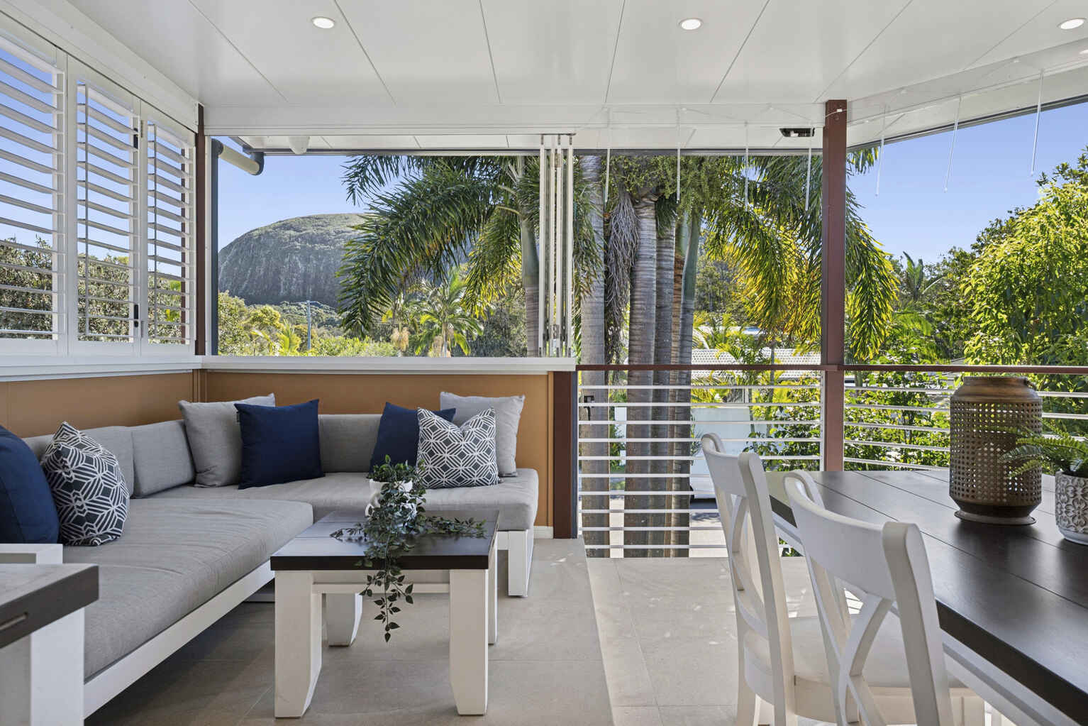 2/2 Spinnaker Drive Mount Coolum