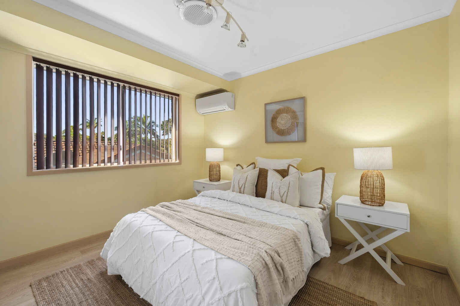 2/2 Spinnaker Drive Mount Coolum